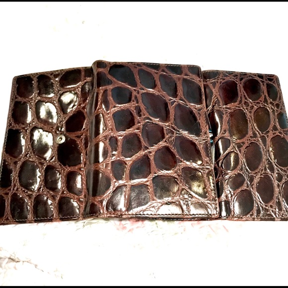 Francesco Biasia Trifold Crocodile Wallet - Picture 2 of 7